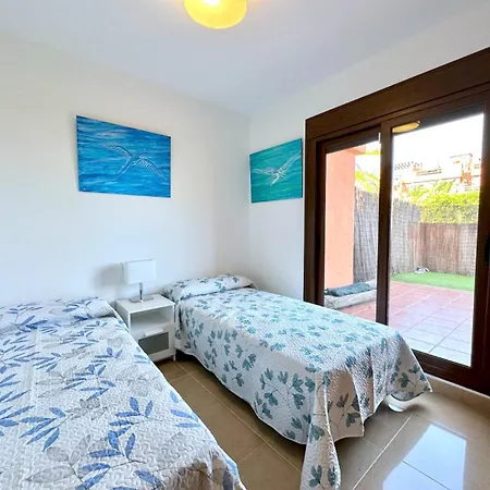 3 Bedroom In * エステポナ