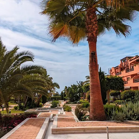Apartment 3 Bedroom In Estepona
